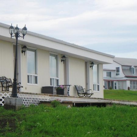 Motel De La Pointe Aux Bouleaux Baie-Sainte-Catherine Zewnętrze zdjęcie