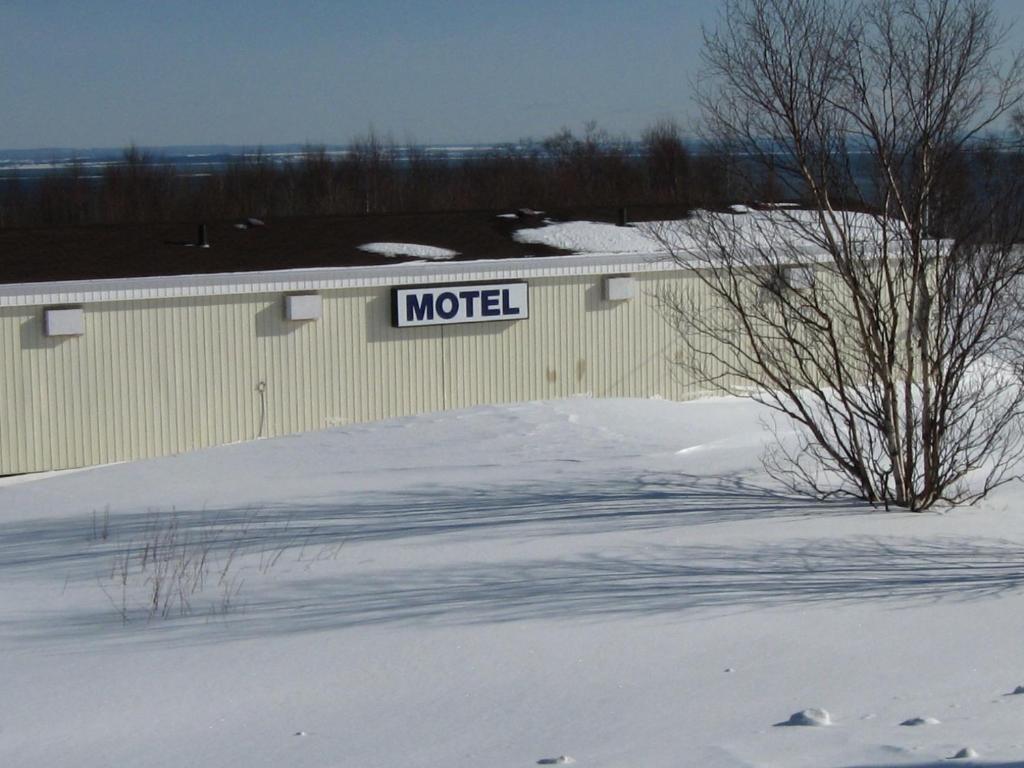 Motel De La Pointe Aux Bouleaux Baie-Sainte-Catherine Zewnętrze zdjęcie